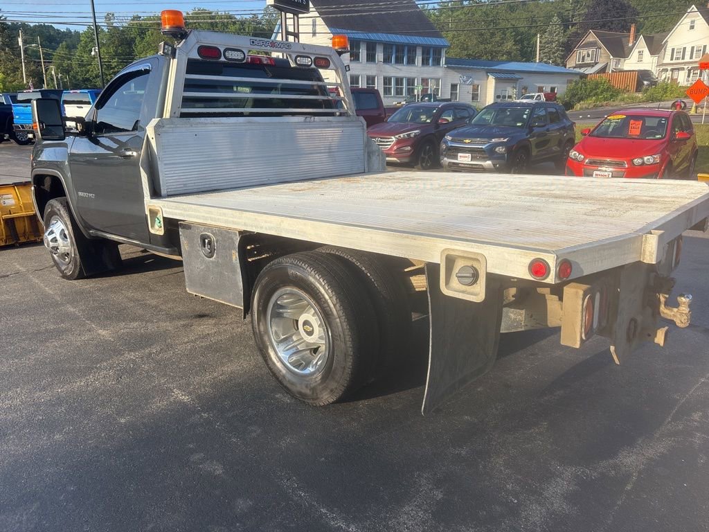 Used 2019 GMC Sierra 3500 SLE w/ SLE Preferred Package AWD/4WD image 3