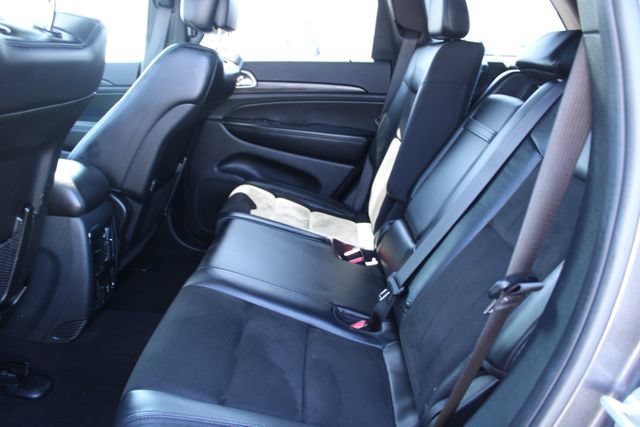 Used 2019 Jeep Grand Cherokee Altitude RWD image 40