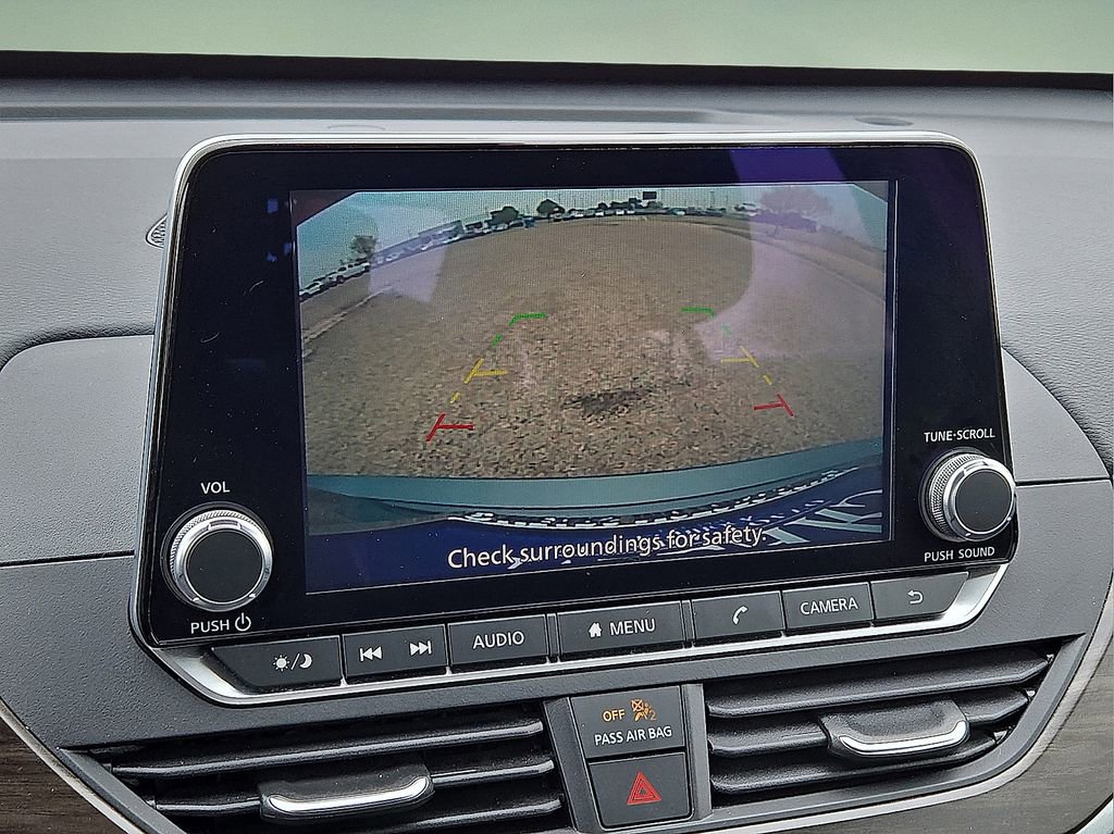 Used 2024 Nissan Altima 2.5 SV image 25