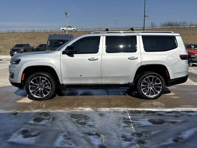 Used 2024 Jeep Wagoneer Series III w/ Premium Group I image 15