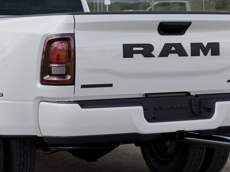New 2026 RAM 3500 Big Horn AWD/4WD image 14