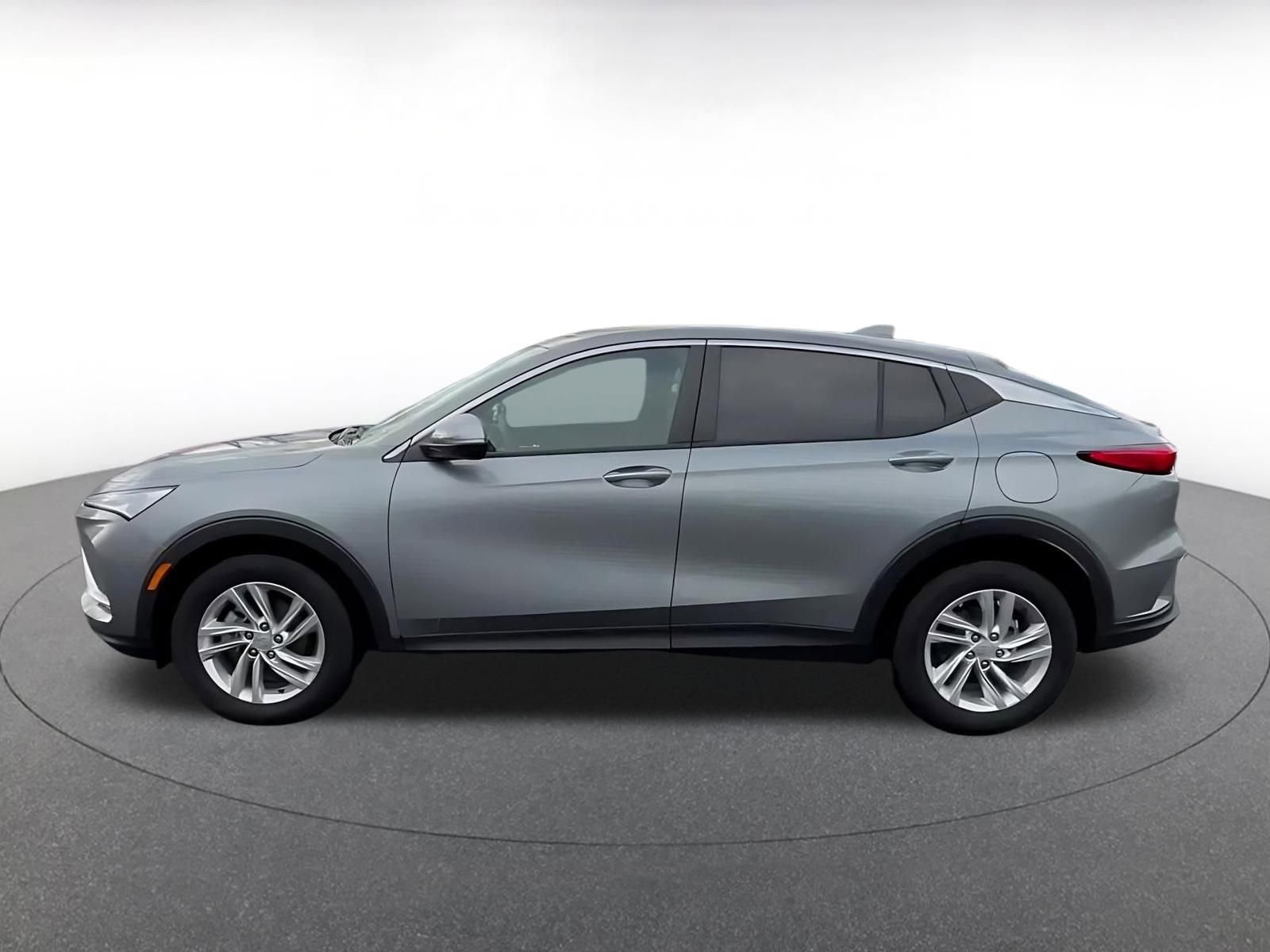 Used 2025 Buick Envista Preferred image 8