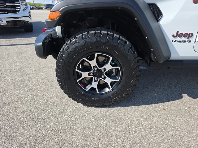 Used 2022 Jeep Wrangler Unlimited Rubicon w/ Cold Weather Group image 9