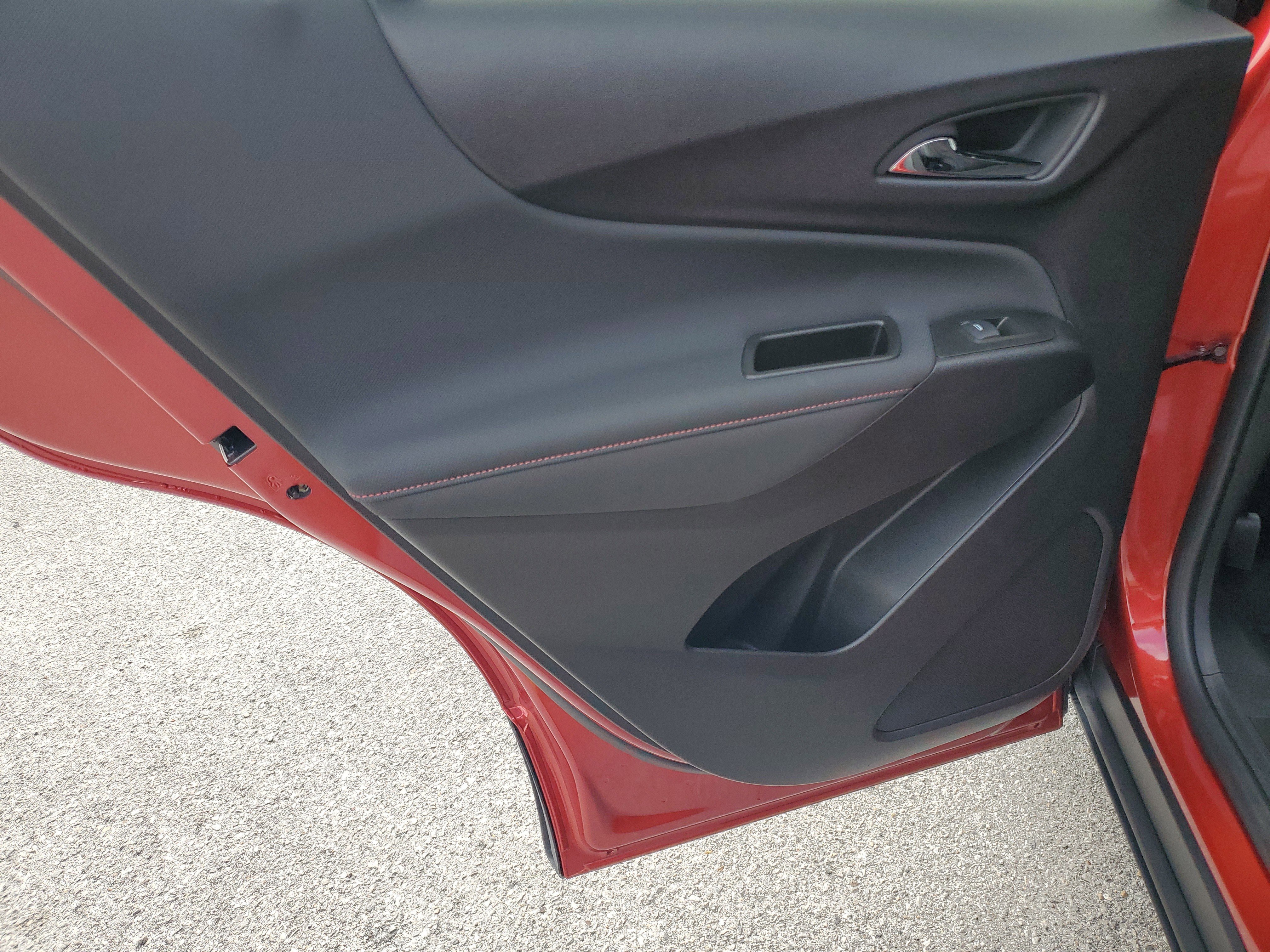 Used 2024 Chevrolet Equinox RS FWD image 30