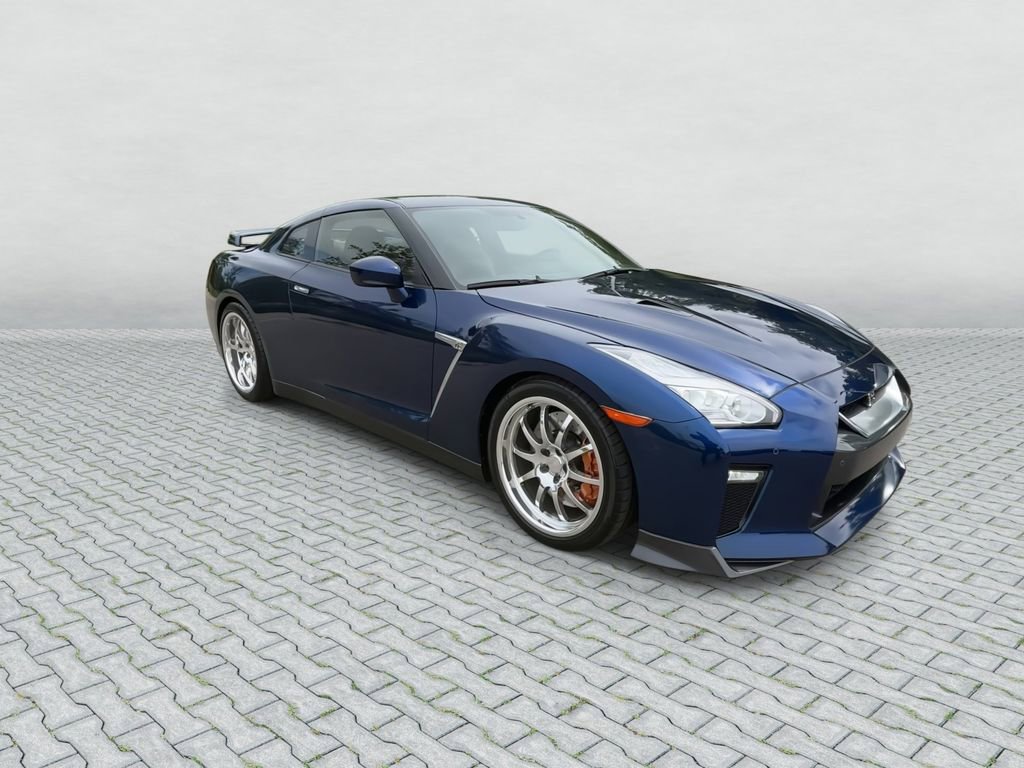 Used 2015 Nissan GT-R Premium AWD/4WD video 2