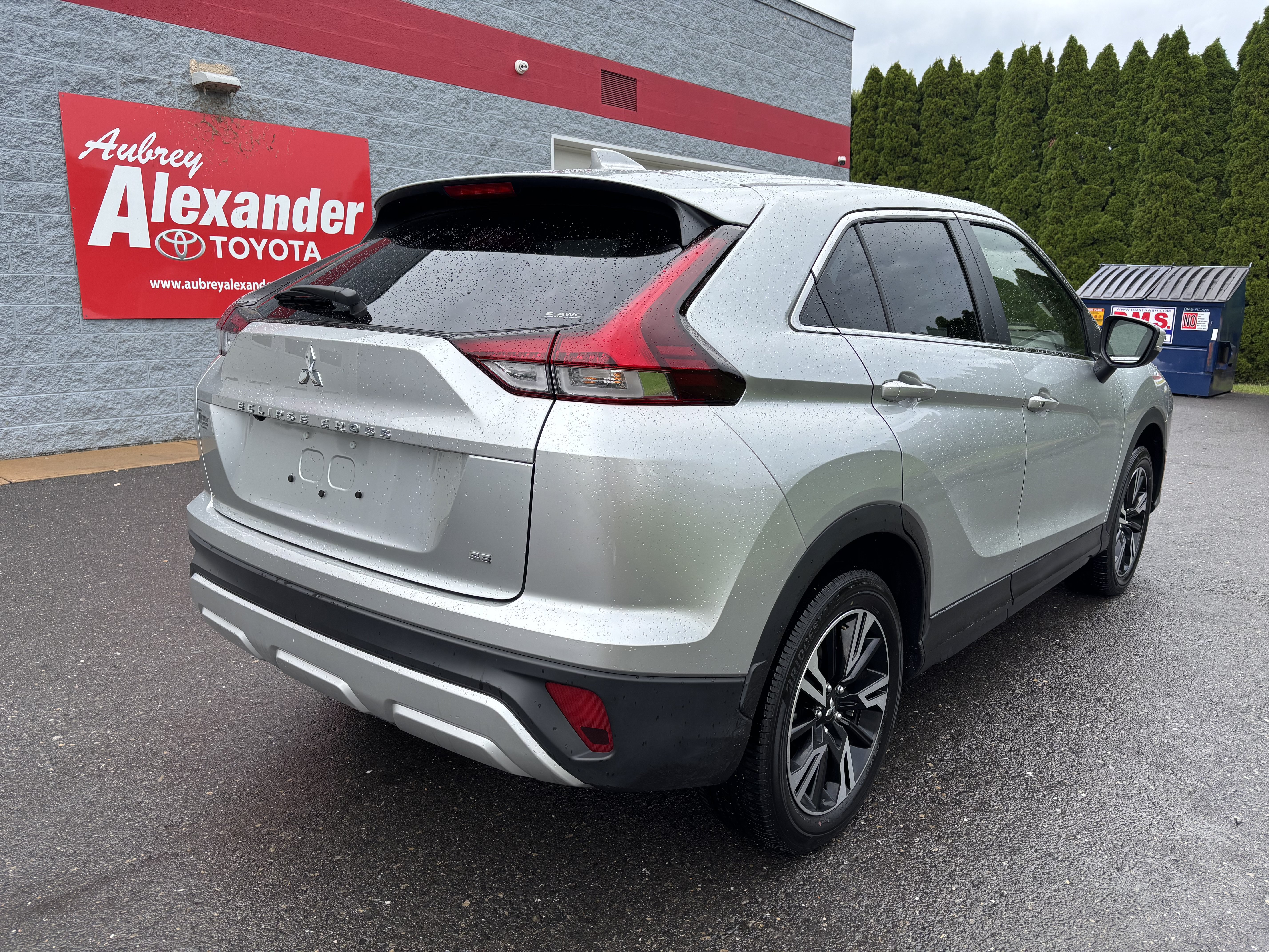 Used 2025 Mitsubishi Eclipse Cross SE AWD/4WD image 3