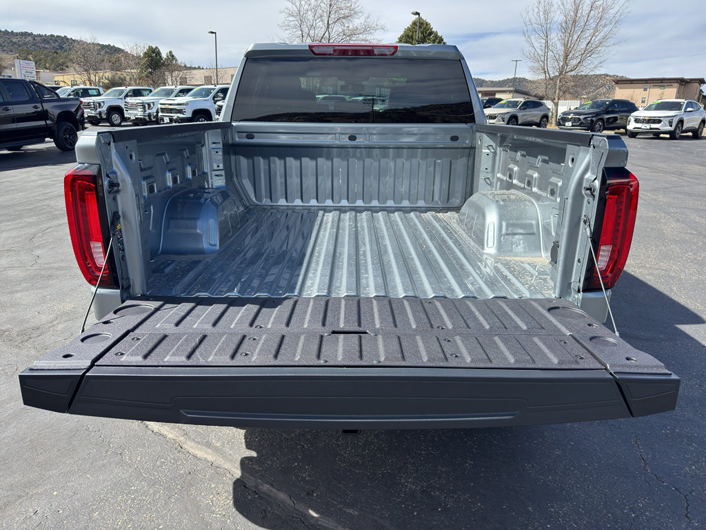New 2026 GMC Sierra 1500 SLT w/ SLT Convenience Package image 9