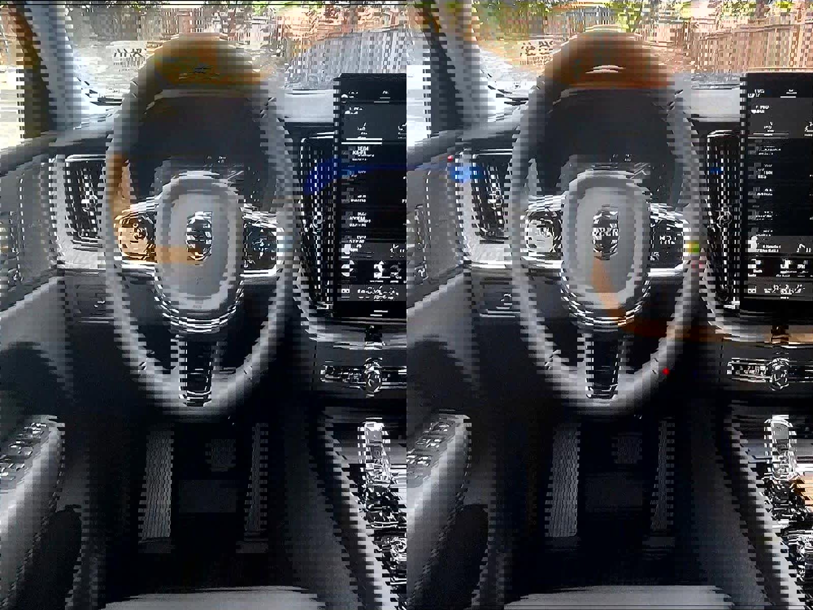 New 2026 Volvo XC60 B5 Plus w/ Climate Package AWD/4WD image 15