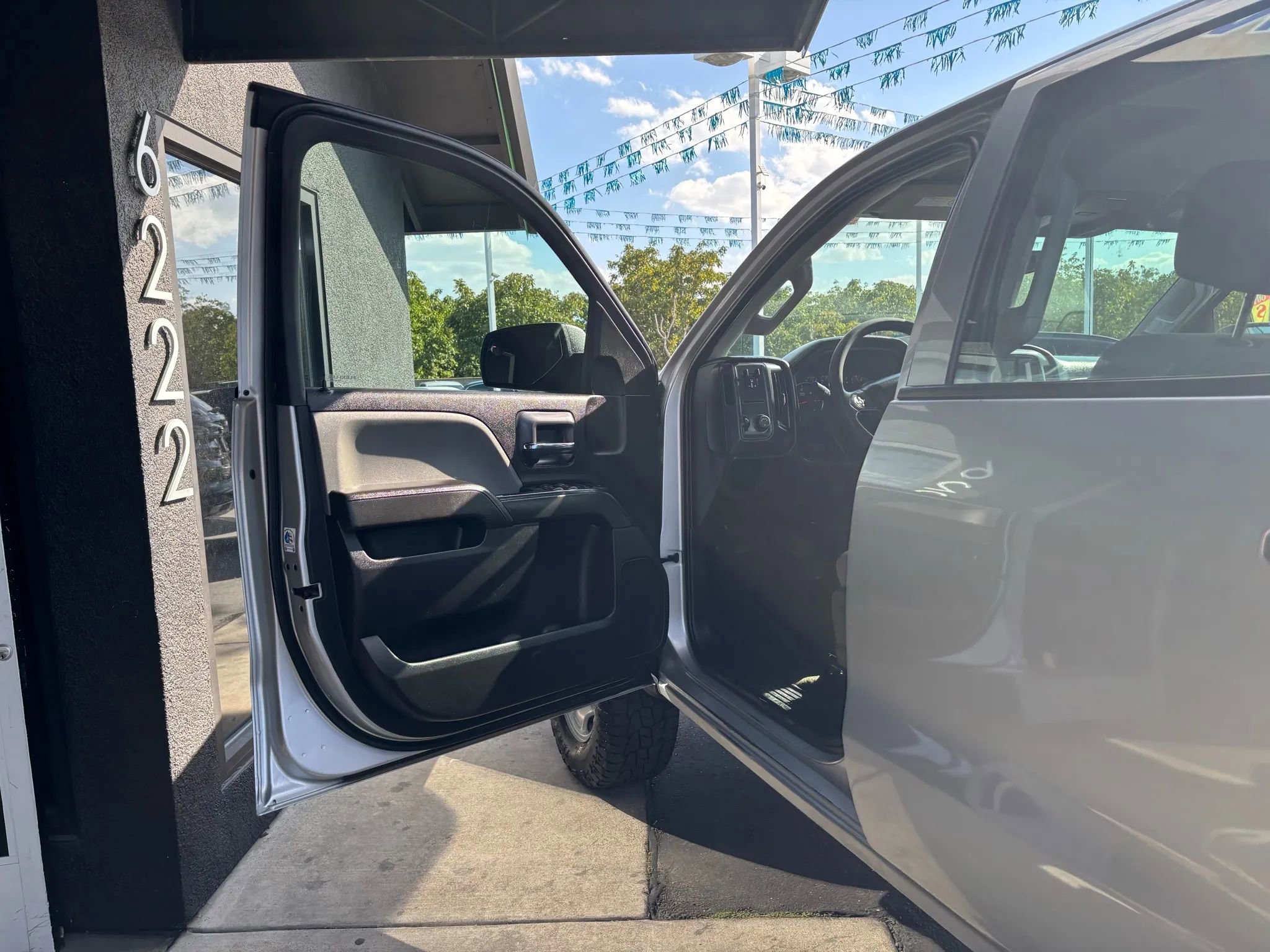 Used 2017 Chevrolet Silverado 2500 W/T w/ WT Fleet Convenience Package image 8