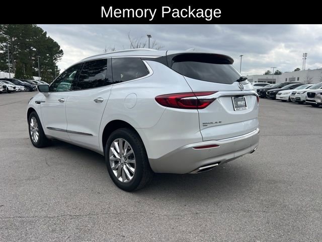 Used 2021 Buick Enclave Premium w/ Surround and Sites Package image 5