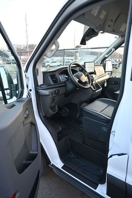 New 2026 Ford Transit 250 148 Medium Roof image 20