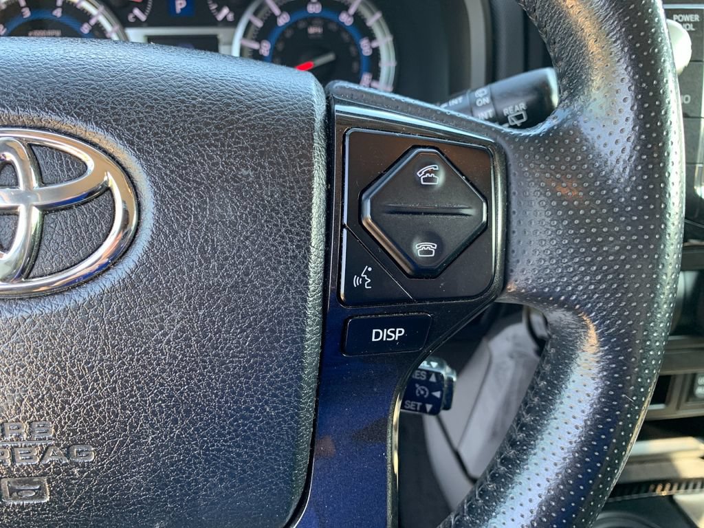 Used 2018 Toyota 4Runner TRD Off-Road AWD/4WD image 27