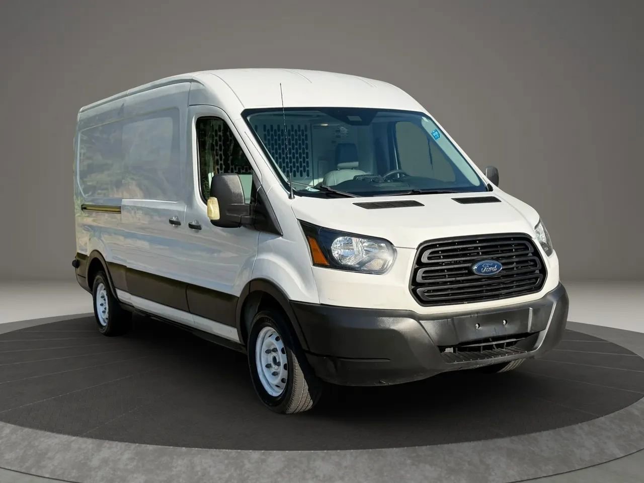 Used 2019 Ford Transit 150 148 Medium Roof image 3