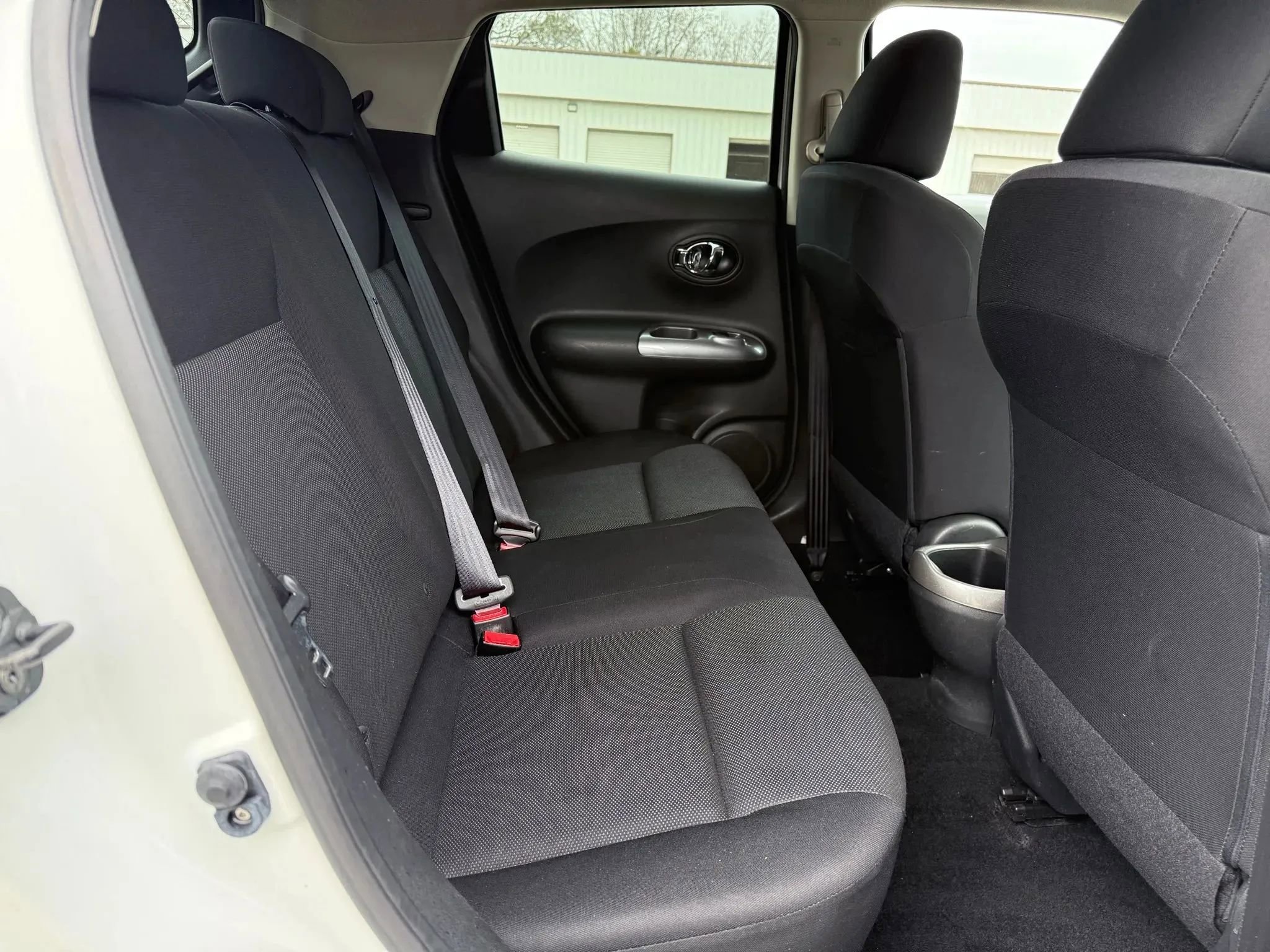 Used 2014 Nissan Juke S image 20