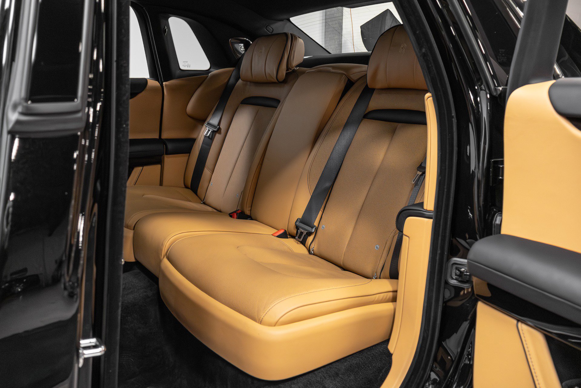 Used 2022 Rolls-Royce Ghost image 44