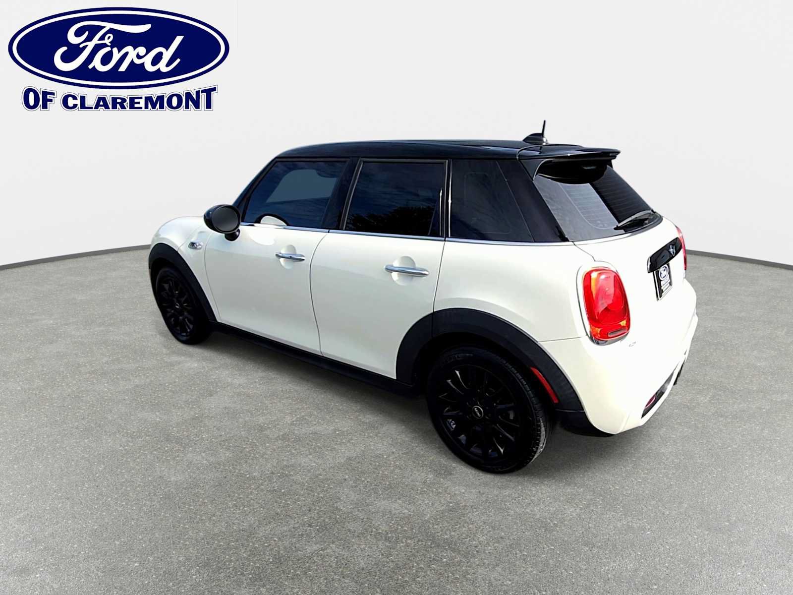 Used 2016 MINI Cooper S FWD image 6