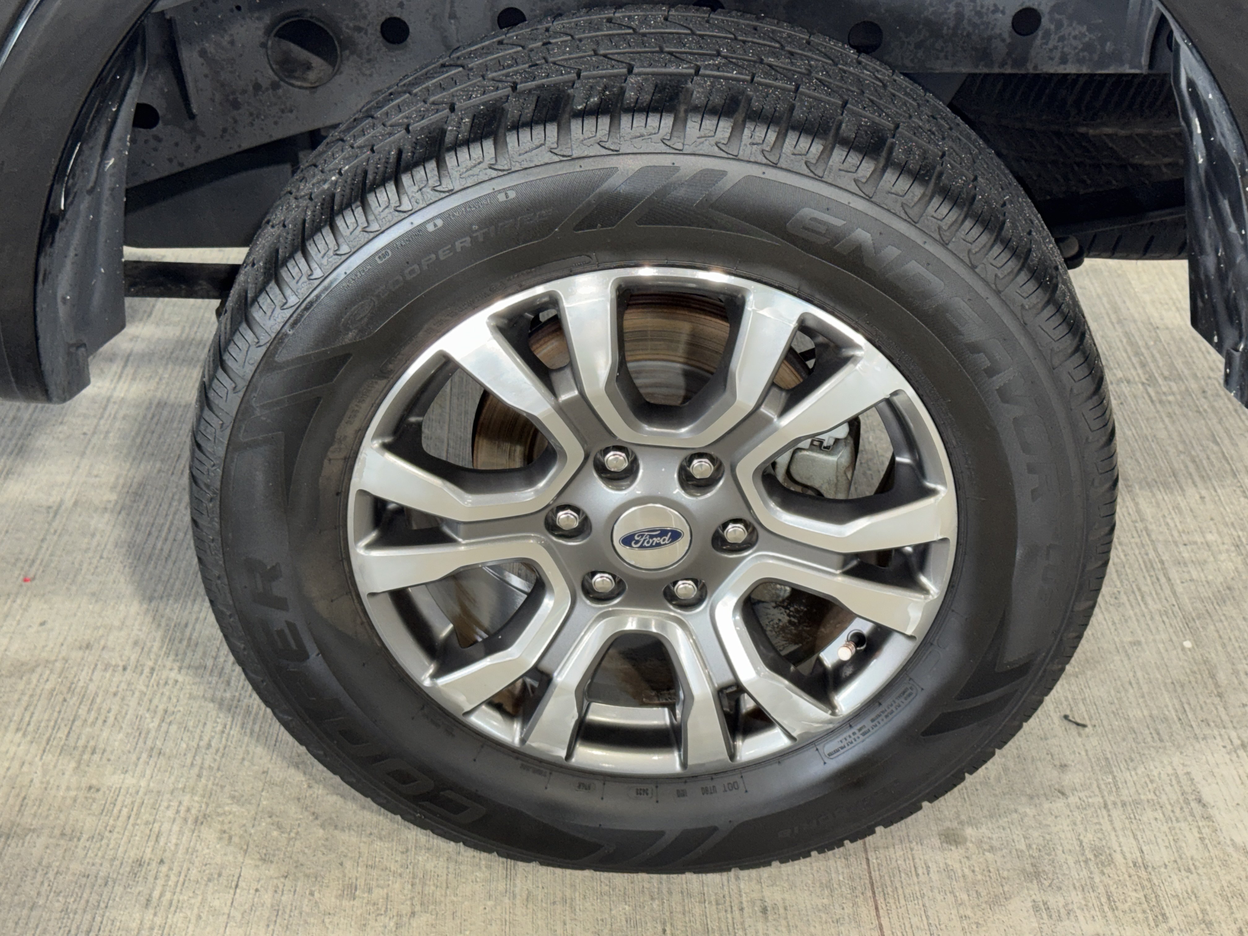 Used 2019 Ford Ranger Lariat w/ Bed Utility Package RWD image 35