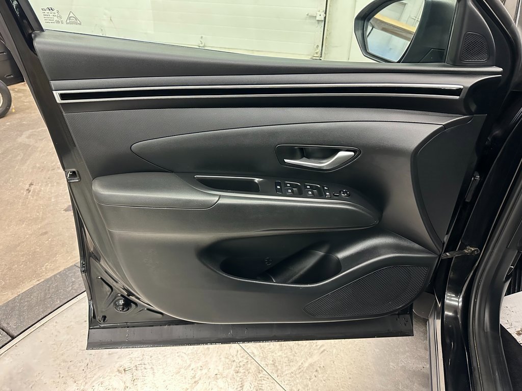 Used 2022 Hyundai Santa Cruz SEL w/ Cargo Package image 18