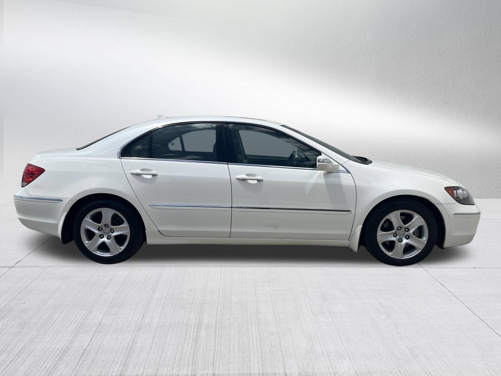 Used 2005 Acura RL AWD/4WD image 5