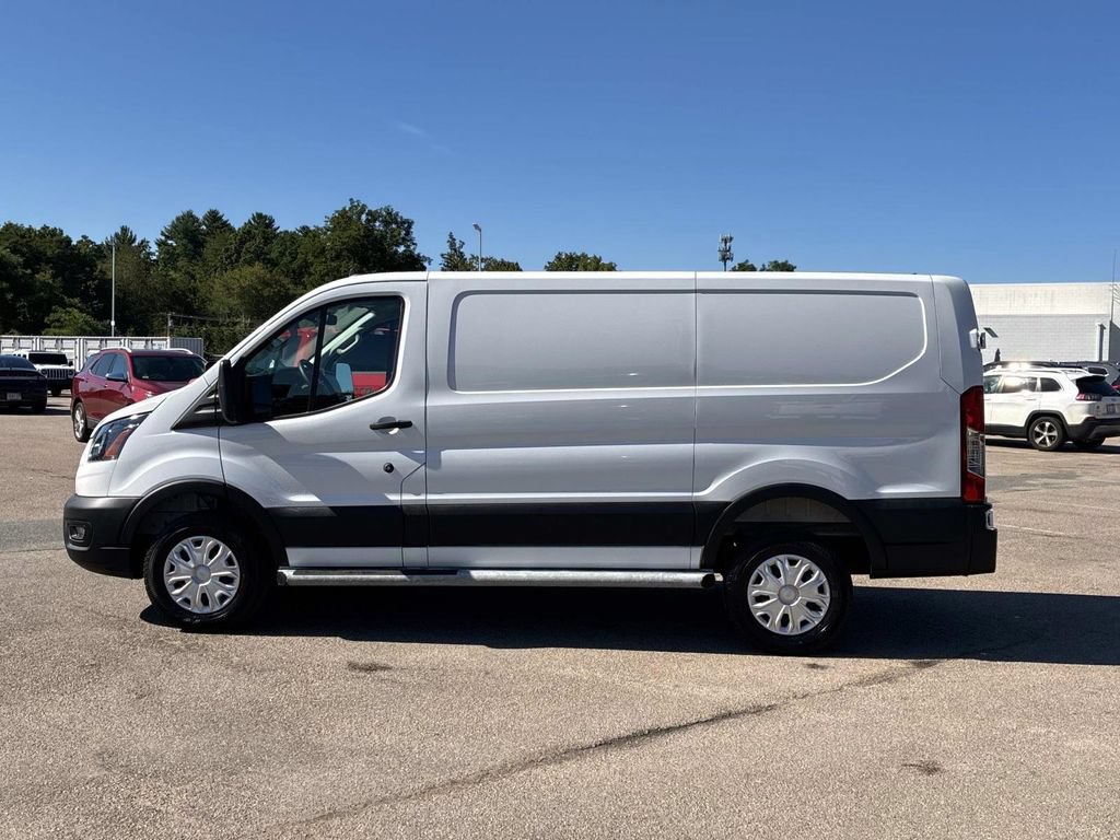 Used 2025 Ford Transit 250 Low Roof w/ Exterior Upgrade Package RWD image 4