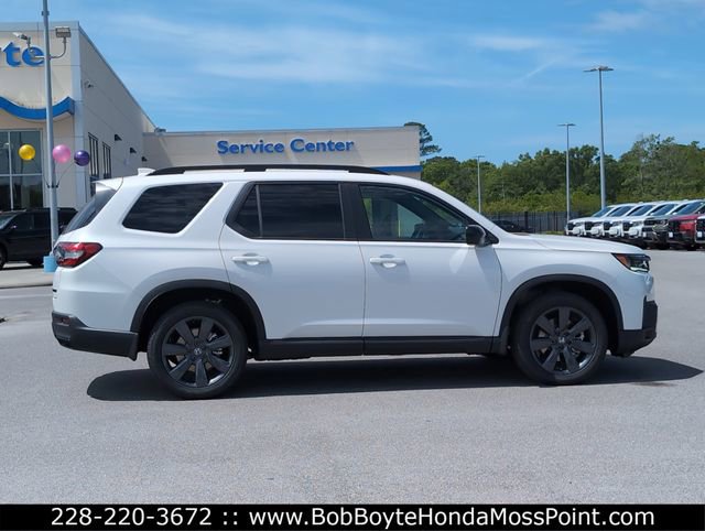 New 2026 Honda Pilot Sport image 8