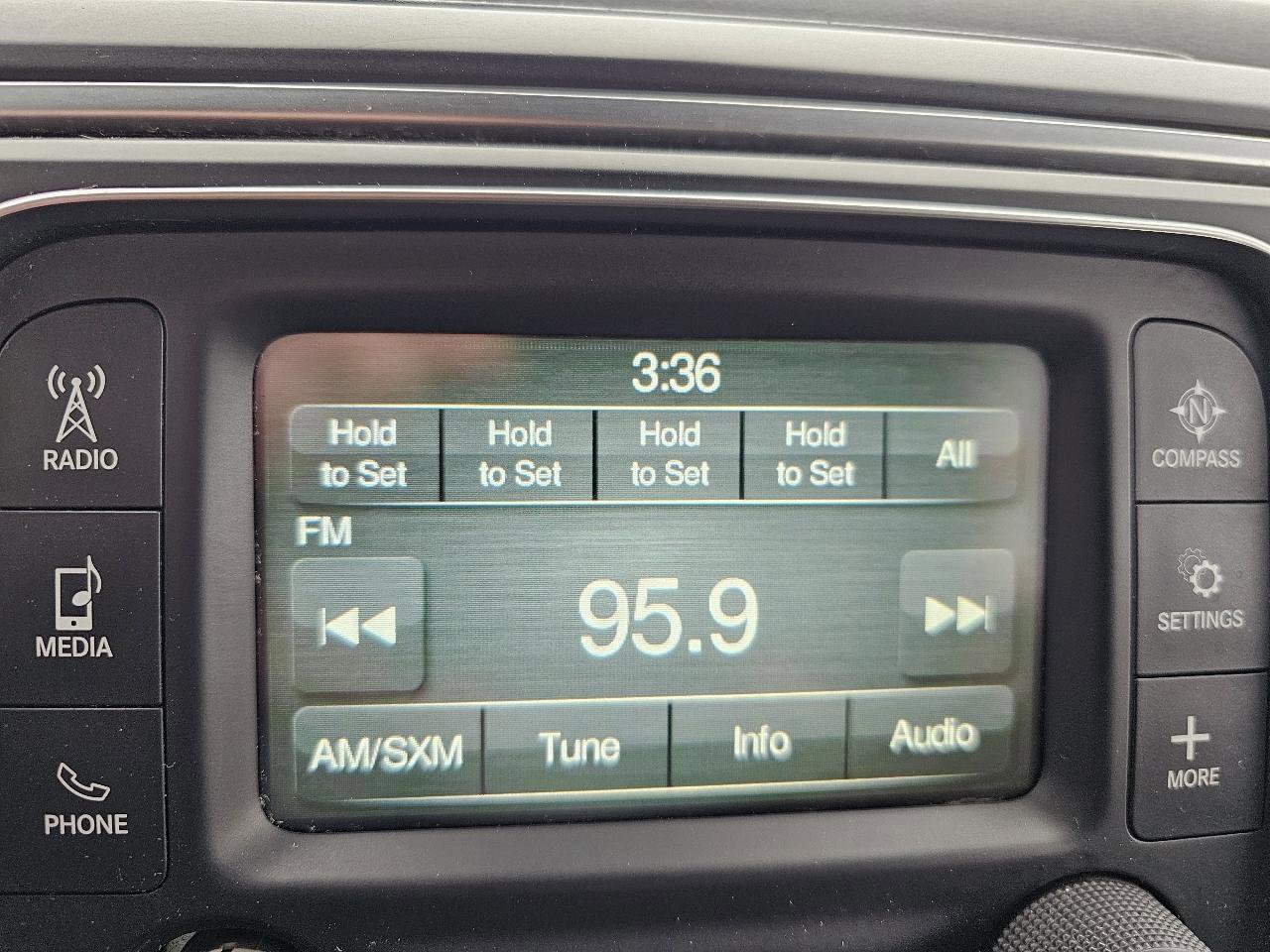 Used 2016 RAM 1500 Classic SLT image 13