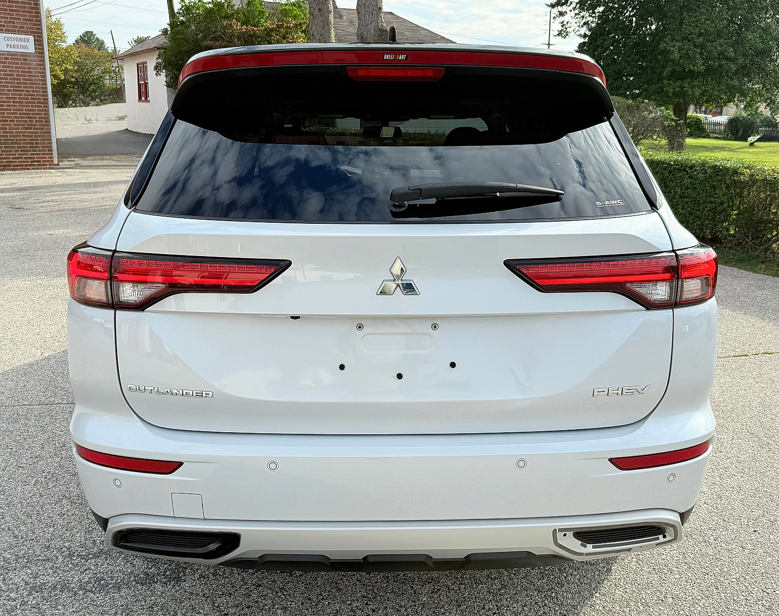 Used 2024 Mitsubishi Outlander Ralliart image 4