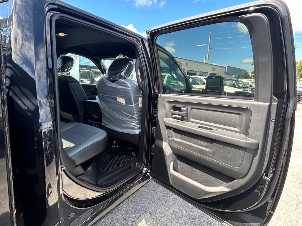 New 2023 RAM 5500 Tradesman w/ Max Tow Package image 42