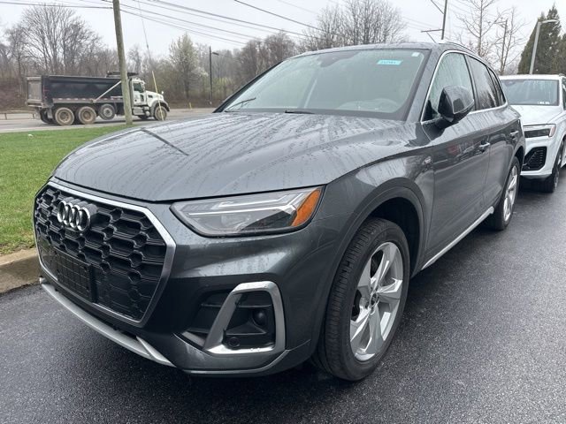 Certified 2023 Audi Q5 2.0T Premium Plus w/ Premium Plus Package image 2