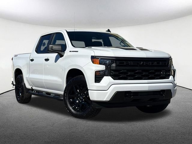Used 2026 Chevrolet Silverado 1500 Custom w/ Rally Edition image 2