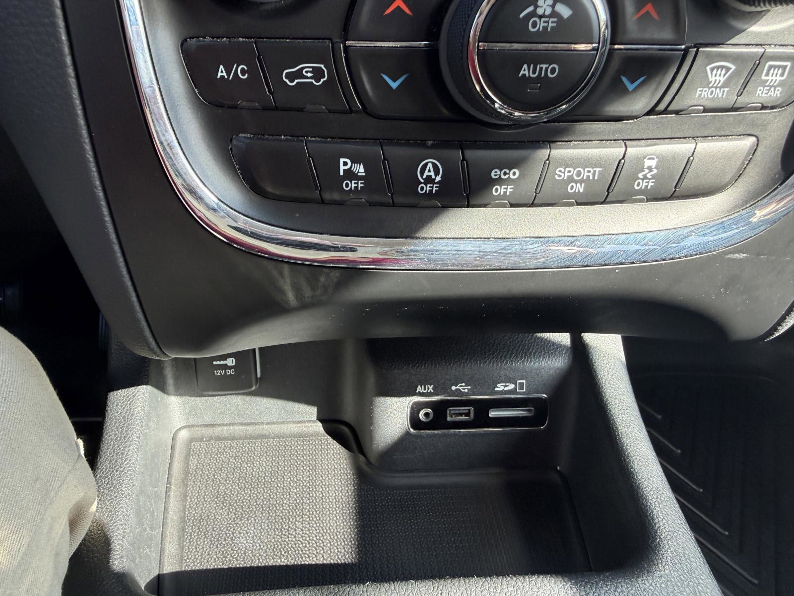 Used 2017 Dodge Durango SXT w/ Quick Order Package 23B AWD/4WD image 27