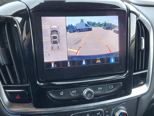 Used 2022 Chevrolet Traverse LT w/ LT Premium Package FWD image 24