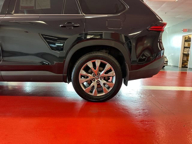 Certified 2025 Toyota Grand Highlander AWD image 28