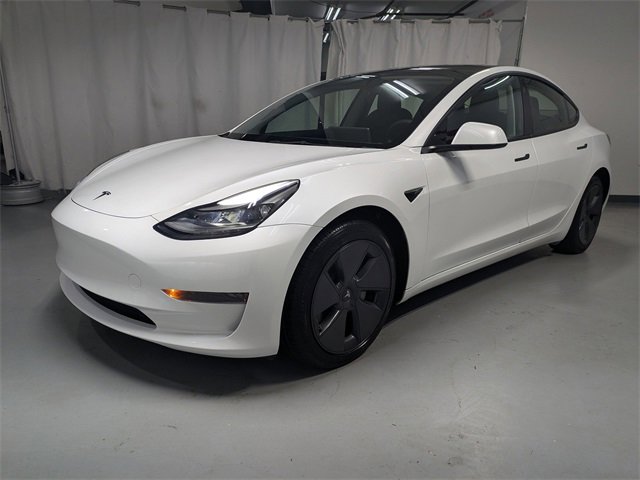 Used 2023 Tesla Model 3 Standard Range image 7