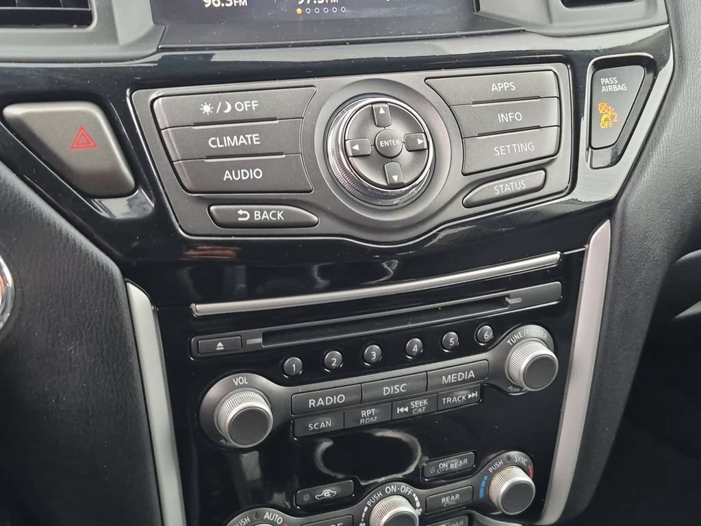 Used 2019 Nissan Pathfinder S FWD image 14