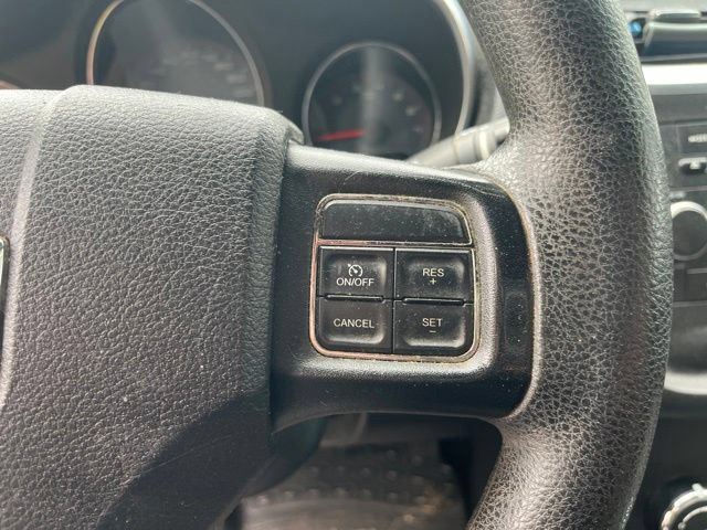 Used 2013 Dodge Avenger SE FWD image 25