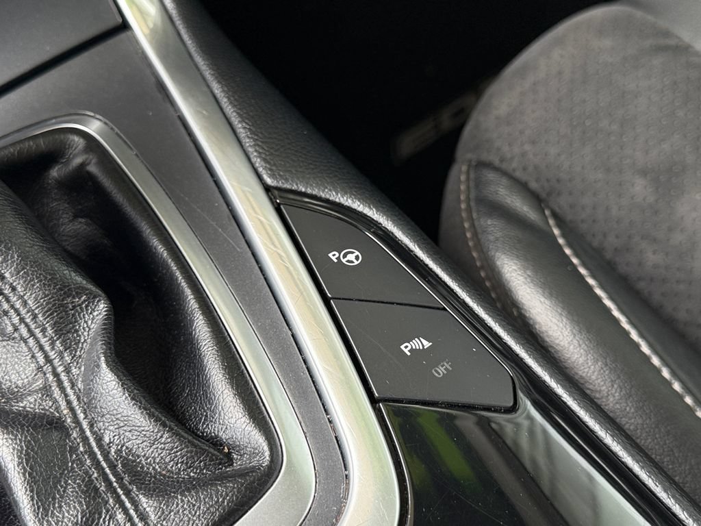 Used 2015 Ford Edge Sport w/ Equipment Group 401A AWD/4WD image 29