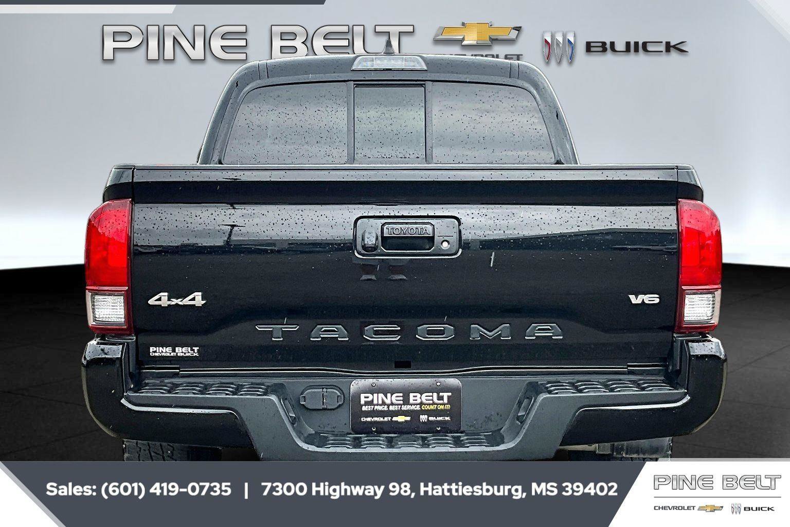 Used 2023 Toyota Tacoma SR AWD/4WD image 4