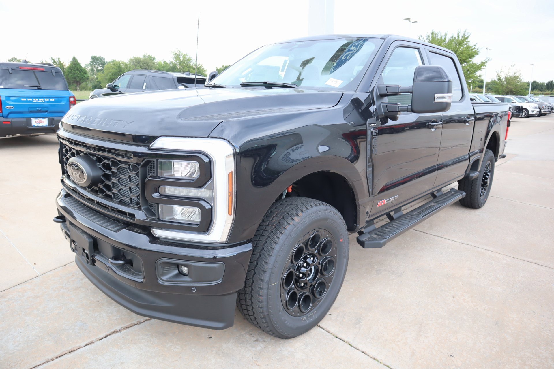 New 2026 Ford F250 Lariat w/ Black Appearance Package image 12
