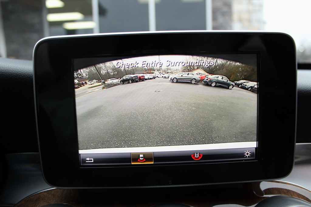 Used 2017 Mercedes-Benz C 300 Sedan image 20