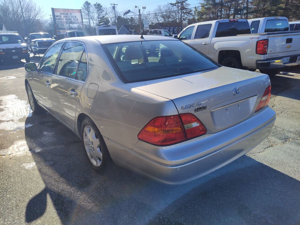 Used 2003 Lexus LS 430 RWD image 6