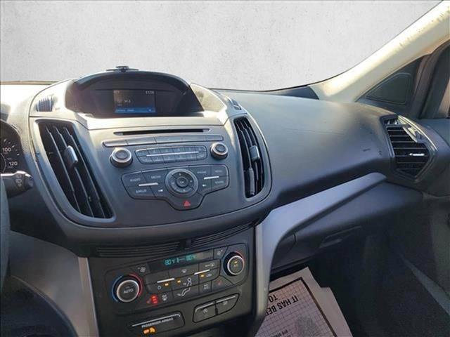 Used 2018 Ford Escape SE image 21