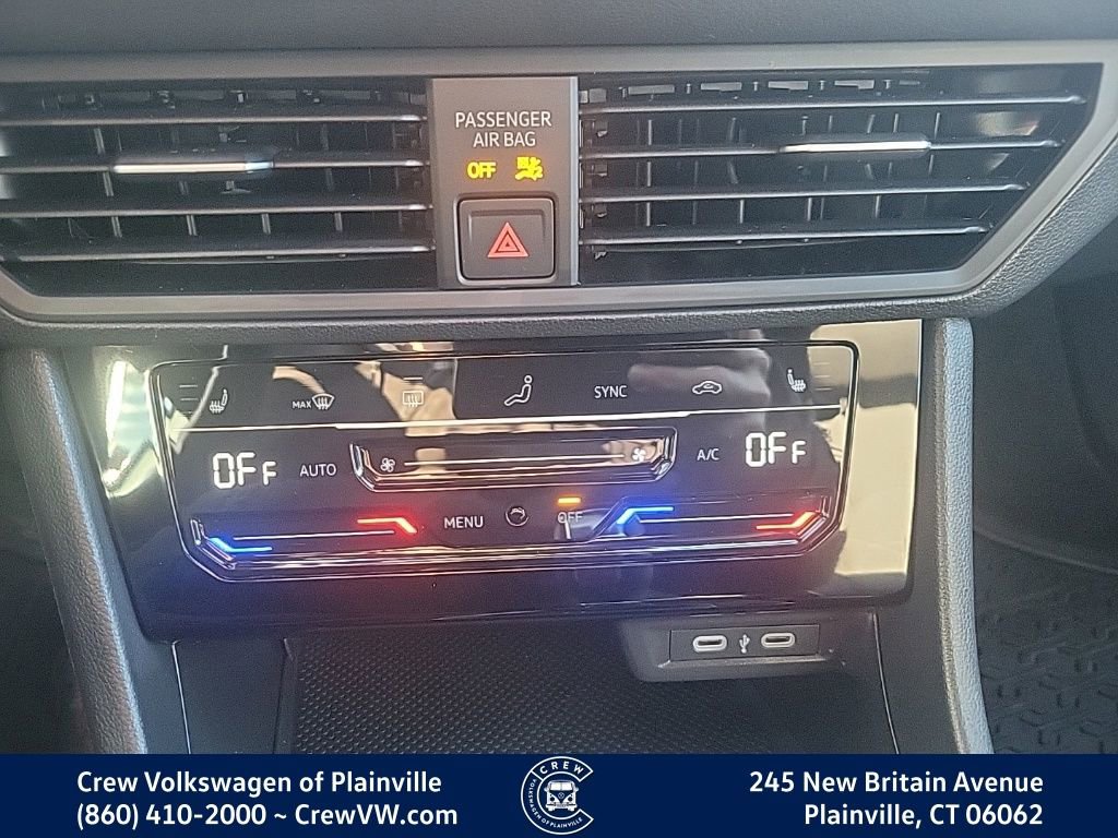 Certified 2025 Volkswagen Jetta Sport image 8