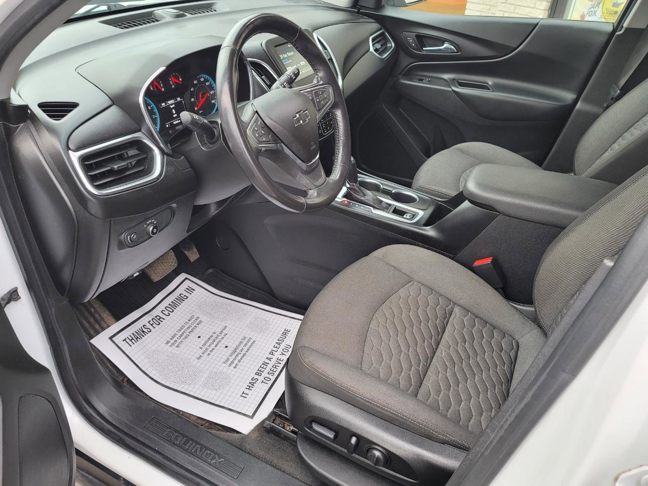 Used 2018 Chevrolet Equinox LT image 8