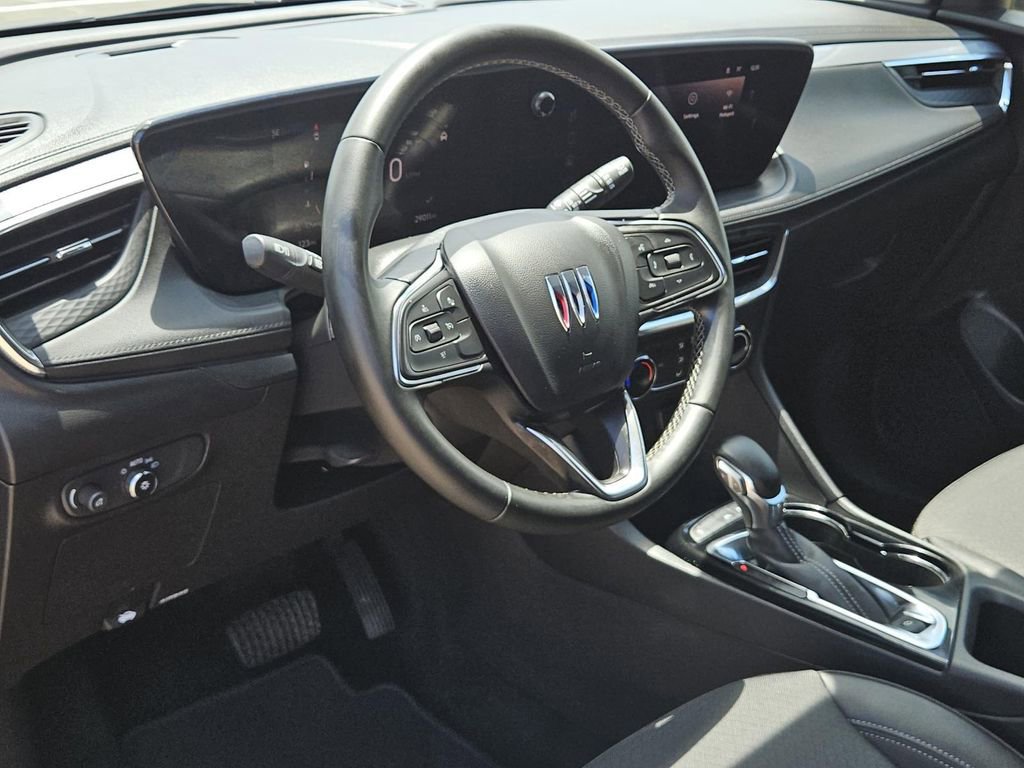 Used 2025 Buick Encore GX Preferred FWD image 22