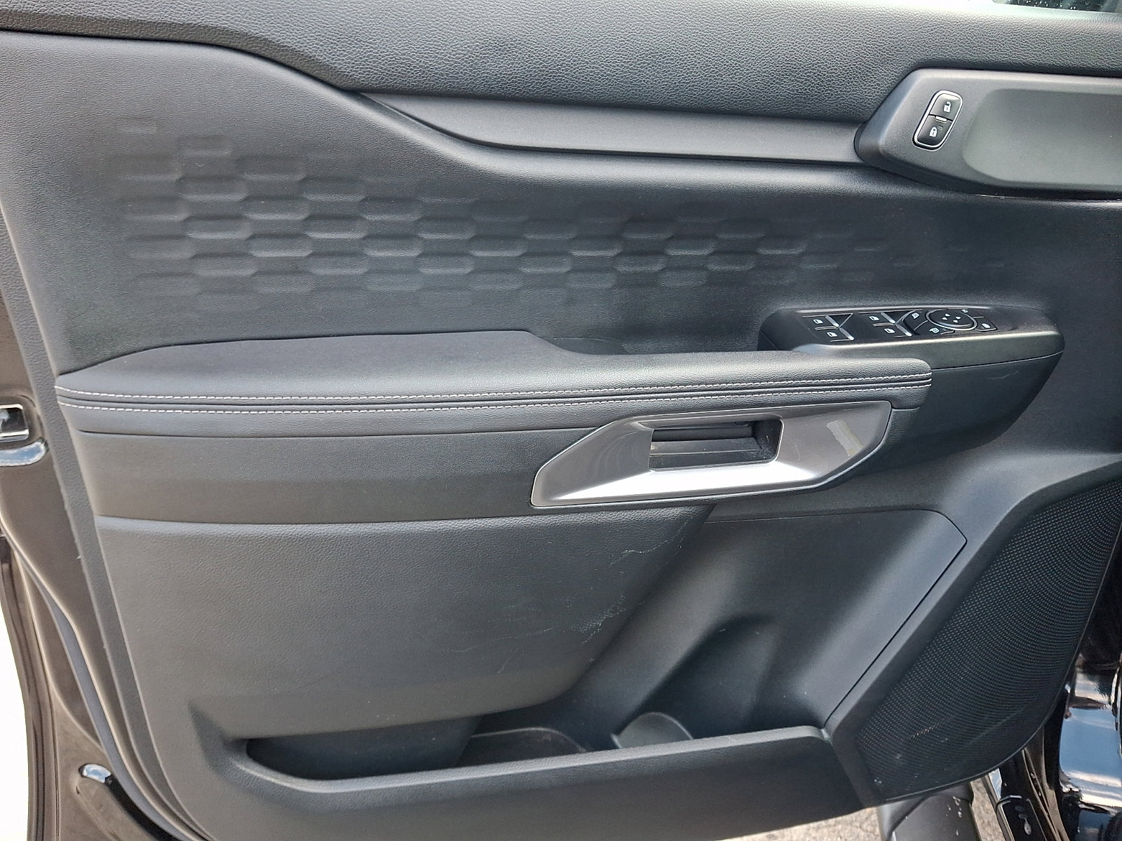 Used 2024 Ford Ranger XLT image 12