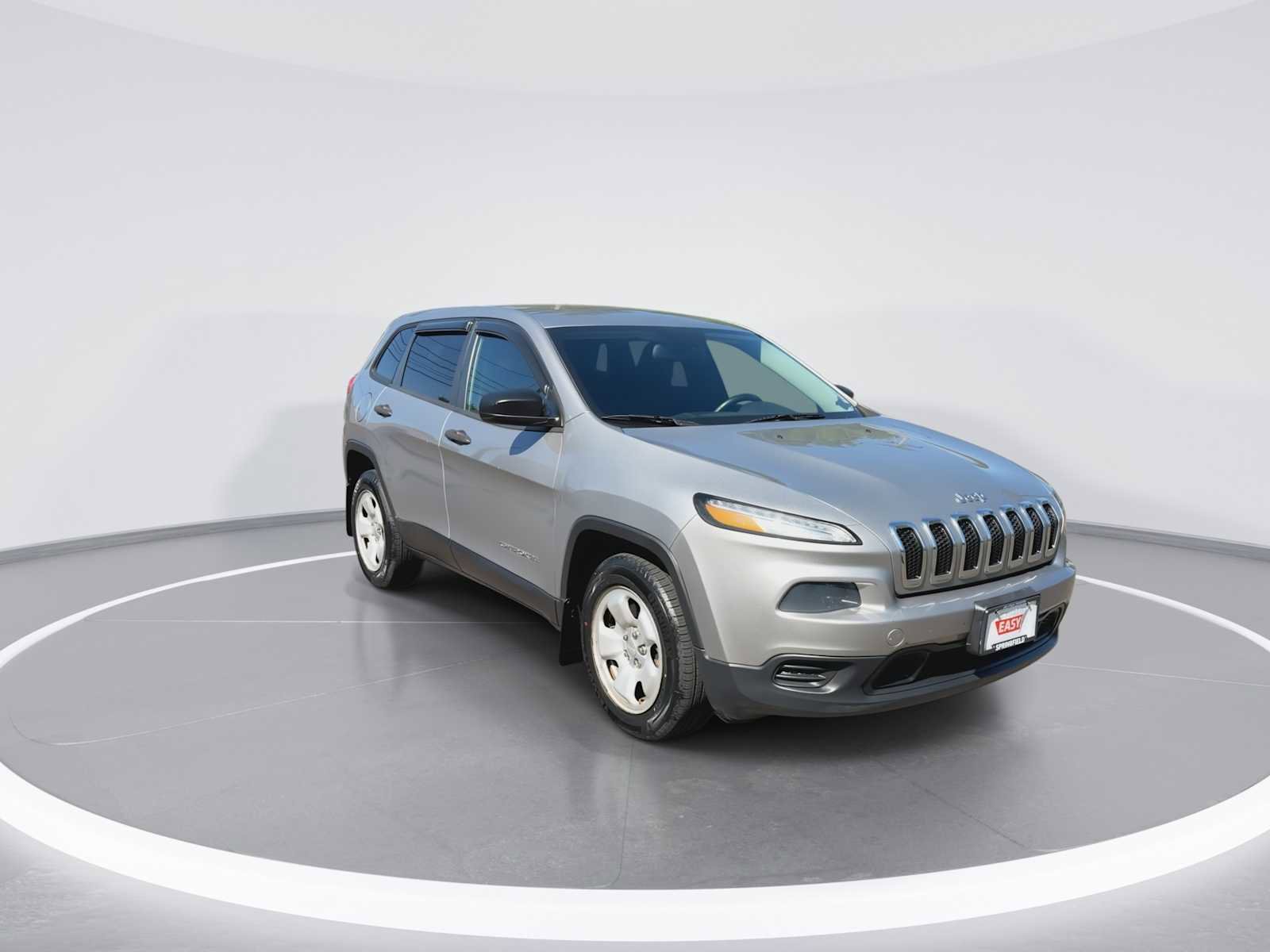 Used 2014 Jeep Cherokee Sport FWD image 2