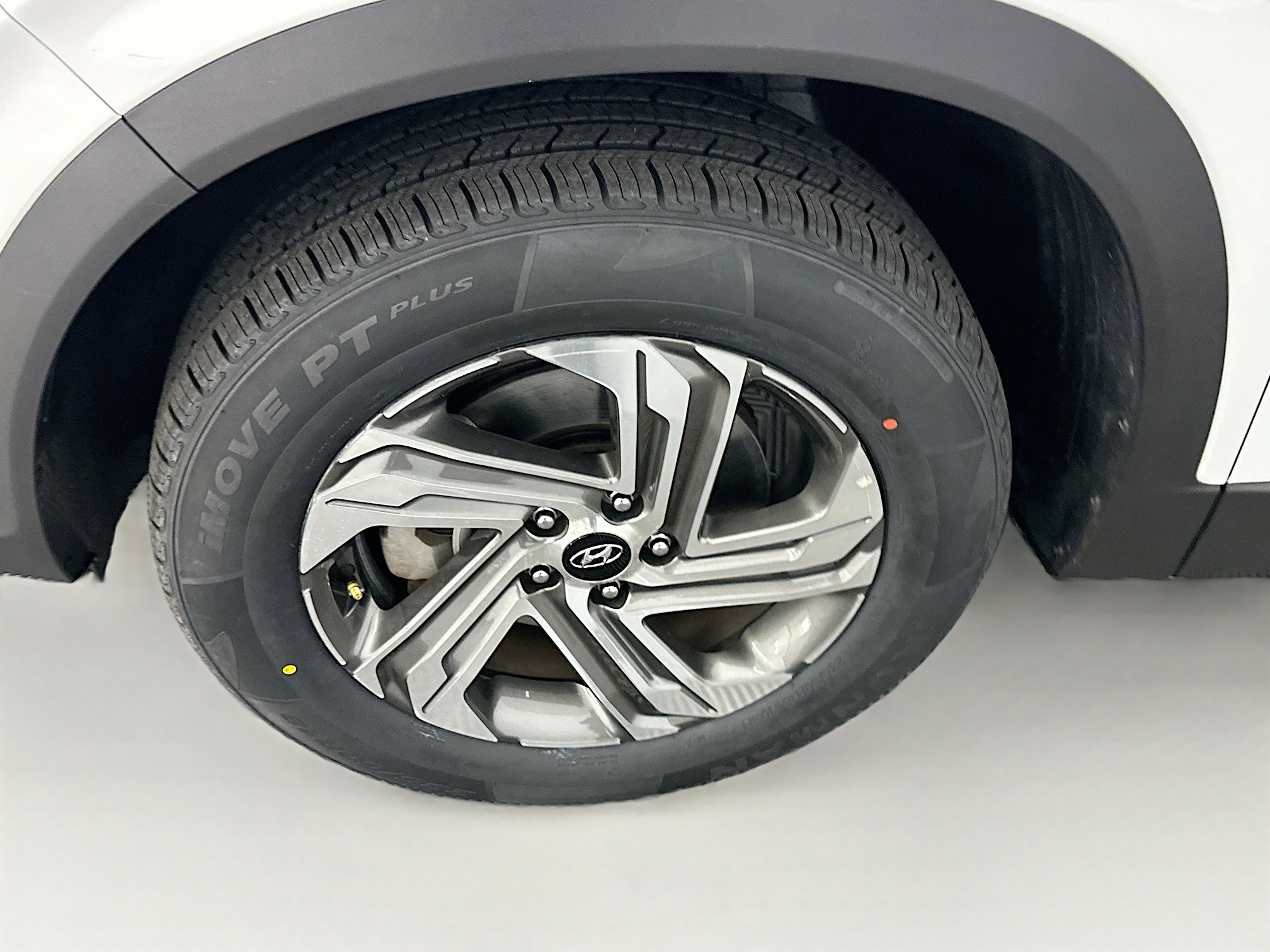 Used 2023 Hyundai Santa Fe SEL image 11