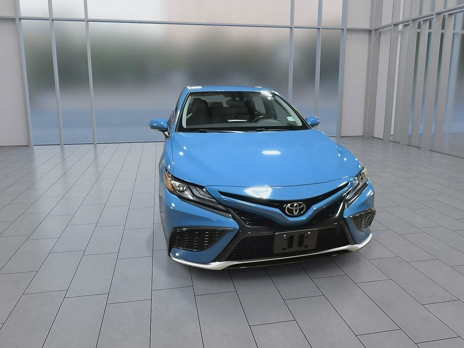 Used 2023 Toyota Camry XSE FWD image 3