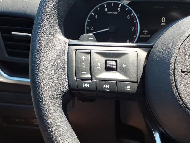 Used 2024 Nissan Rogue S AWD/4WD image 13